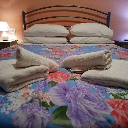 Beautiful Apartment In The Heart Of The City Corfu  Esterno foto